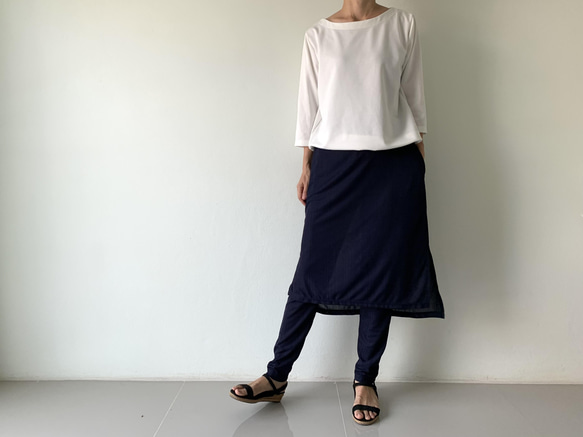 気持ちいい。とろけるような、とろみ素材が作る大人の春夏レギンス&スカート 紺色　LGSKTR 6枚目の画像