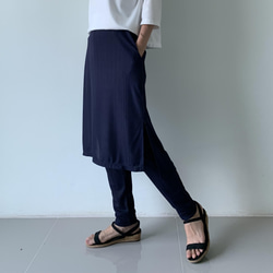 気持ちいい。とろけるような、とろみ素材が作る大人の春夏レギンス&スカート 紺色　LGSKTR 8枚目の画像