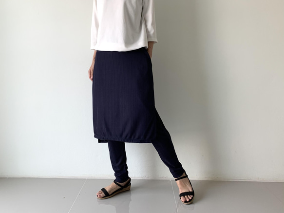 春夏 紺色　とろみ素材  レギンス&スカートのボトムス  一枚で履ける  LGSKTR 1枚目の画像