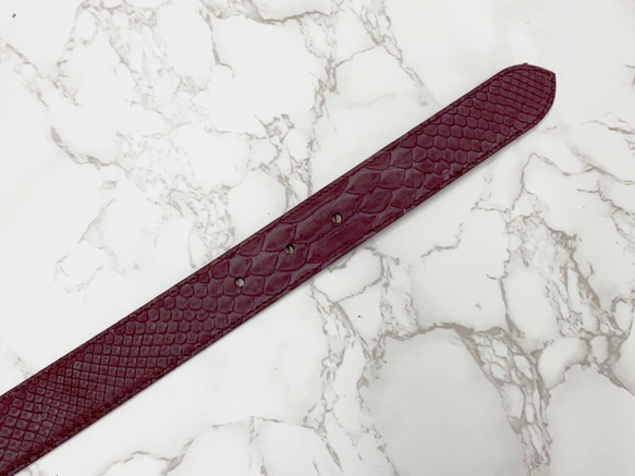 日本製　パイソン　マット　３０㎜巾　上質　ベルト　蛇革　ダイヤモンドパイソン　エキゾチックレザー 6枚目の画像