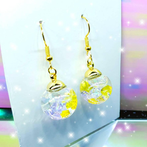 ꫛꫀꪝ✨液体ガラスドーム スワロフスキー スノードーム ピアス ハニー