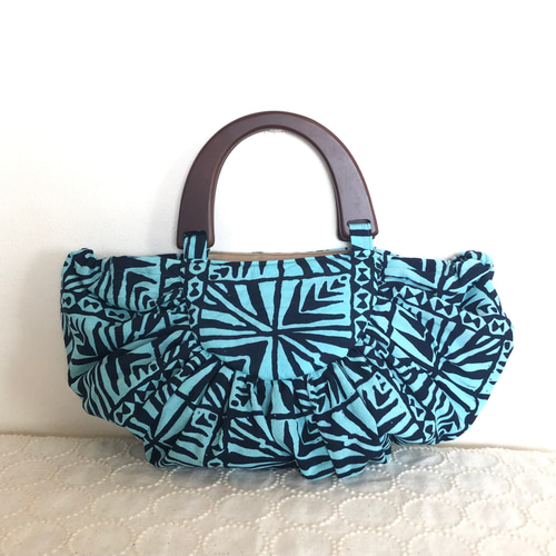 木の持ち手バッグ 〜ハワイファッションブランドNOANOA のパレオからの