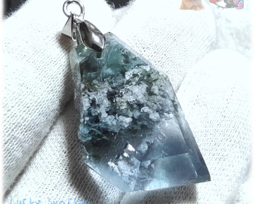 ◇ 秘蔵品 宝石質 特殊希少カラー ブルーフローライト 欠片 結晶