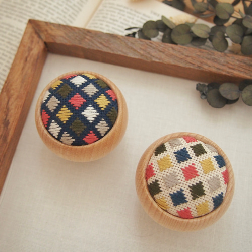 受注製作》こぎん刺し -kacharazu- ピンクッション 針刺し