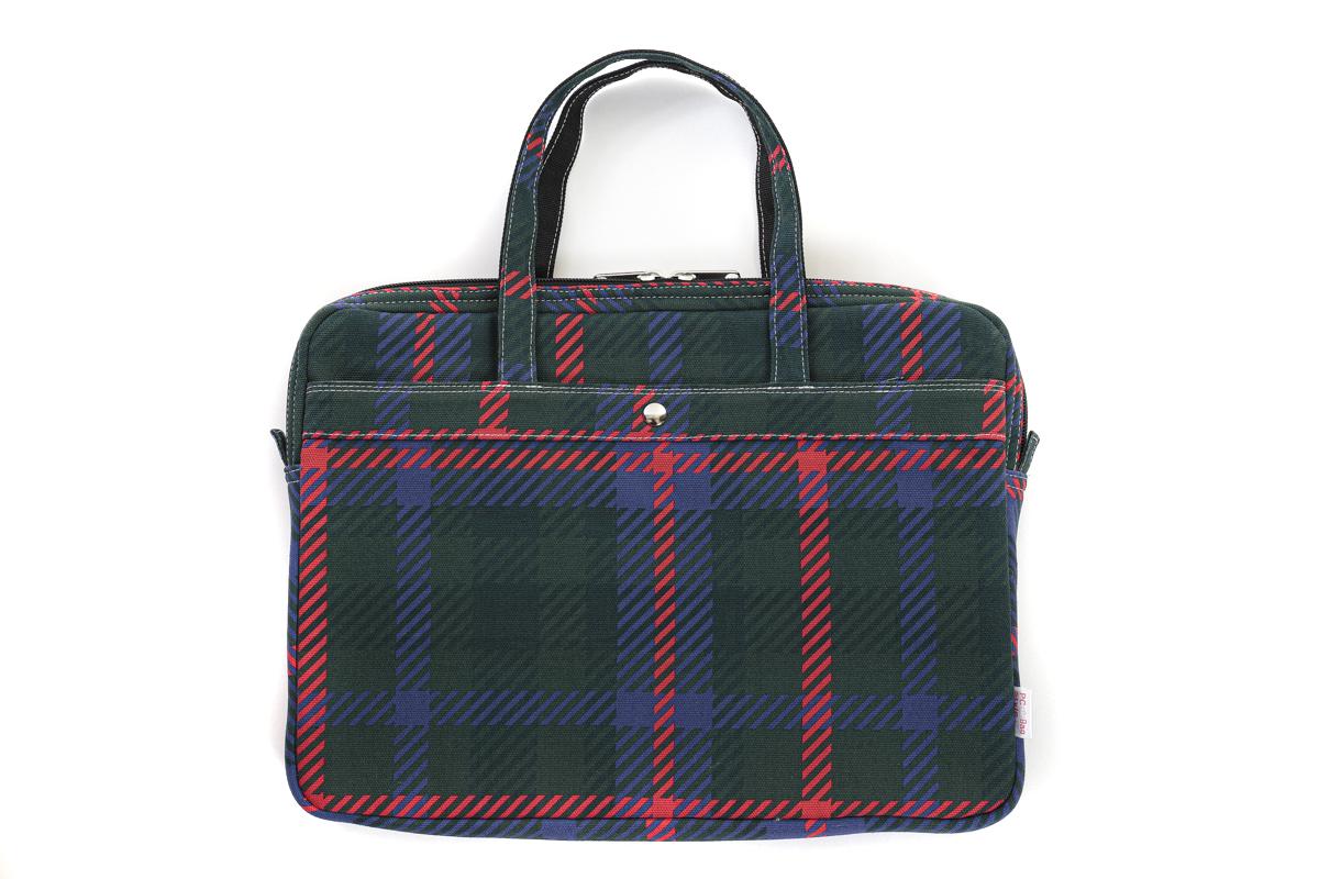 大人可愛いパソコンバッグ（タータンチェック 緑×赤×青）13.3インチ A4収納 レディースorメンズ 男女兼用