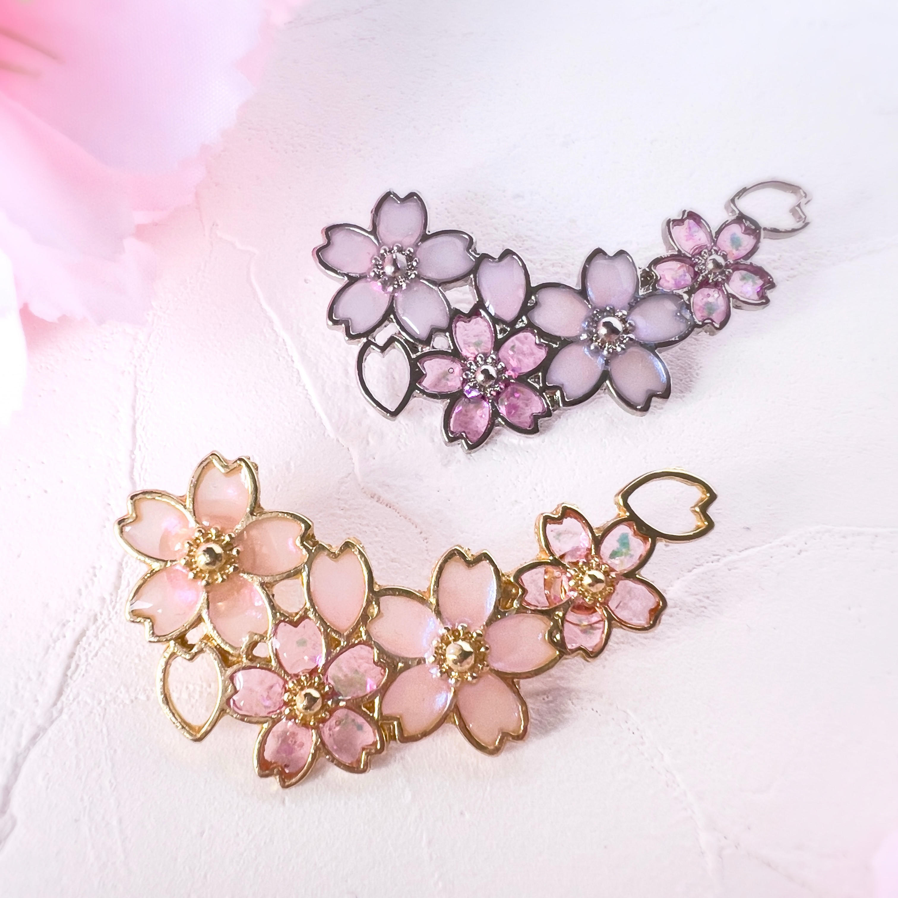 Y*y様 桜の花びらデザイン ブローチ 桜の花びら舞う春のブローチ 入学式 卒業式 セレモニーピンク