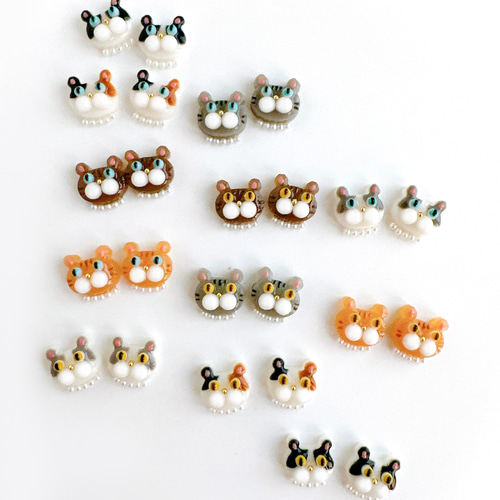 受注制作】いつも一緒に‍ฅ^•ω•^ฅ にゃんこ ピアス／イヤリング 猫 ねこ  