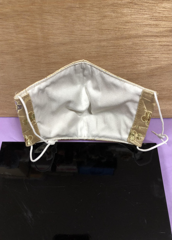高級西陣織金襴マスク　黄梅　立体縫製　抗菌防臭生地 4枚目の画像