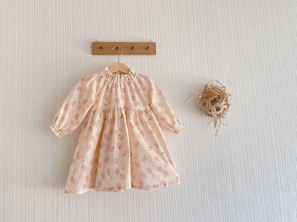 半袖・長袖　150cm対応　すっぽりかぶれる桃のワンピース　子供服 7枚目の画像