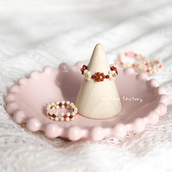 ビーズリング ✧ バレンタイン chocolate ✧ 小さなお花のぷちリング (指輪) 4枚目の画像