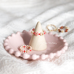 ビーズリング ✧ バレンタイン strawberry ✧ 小さなお花のぷちリング (指輪) 3枚目の画像