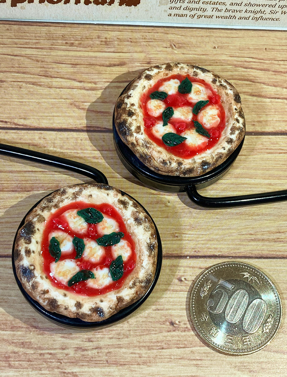 マルゲリータピザのバッグハンガー【食品サンプル】 8枚目の画像