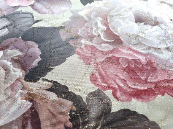 フランスより！『グランドフルール　華やかな花柄　ゴールドラメ』～70×50cm単位でカット～ 2枚目の画像