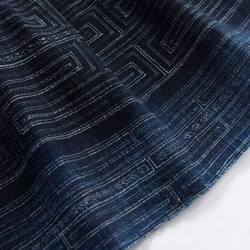モン族藍染めヘンプロングスカート 2　エスニックスカート*85cm丈*民族古布 4枚目の画像