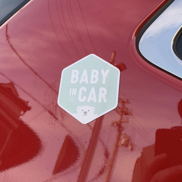 【しろくま】BABY IN CAR マグネットステッカー 4枚目の画像