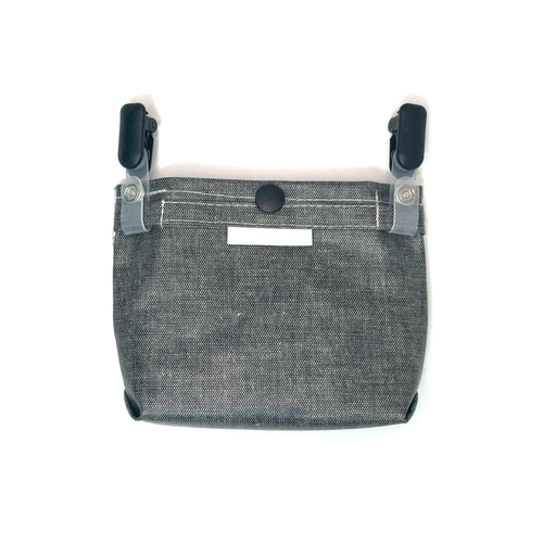 ラミネートの移動ポケット『リバティ犬柄×切り替え』（Wポケット