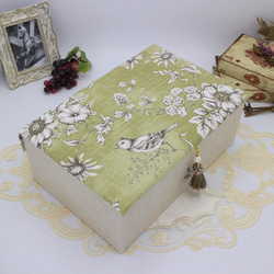 【受注制作】フランス製 トワルドジュイ　２段ツールボックス / 裁縫箱 （花と小鳥のリフレイン / グリーン） 9枚目の画像