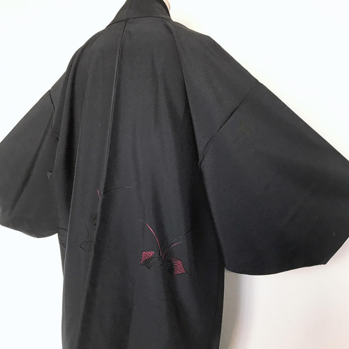 【ヴィンテージ】古着 羽織 着物 カーディガン モード 和柄 黒 金 レトロ 1a00474_2.jpg