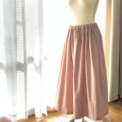 【秋冬】ほっこりカラーのコーデュロイ　ロングスカート〜スモーキーピンク 1枚目の画像