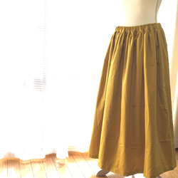 【秋冬】ほっこりカラーのコーデュロイ　ロングスカート〜マスタード 1枚目の画像