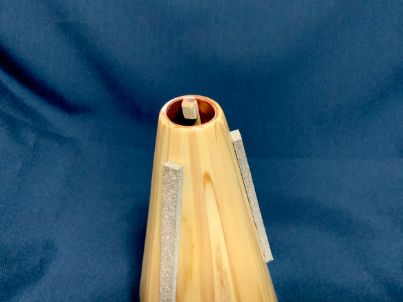 ヒノキ製ストレートミュート(フレンチホルン)チューニング管付き 3枚目の画像