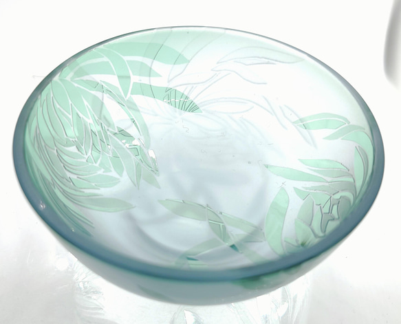 ★華やかな盃★　菊花 1枚目の画像