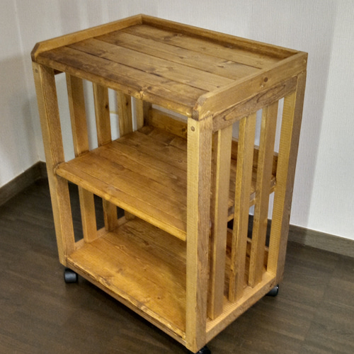 No63,【落ちない】ワゴン、シェルフ、棚、サイドテーブル・天板囲い枠