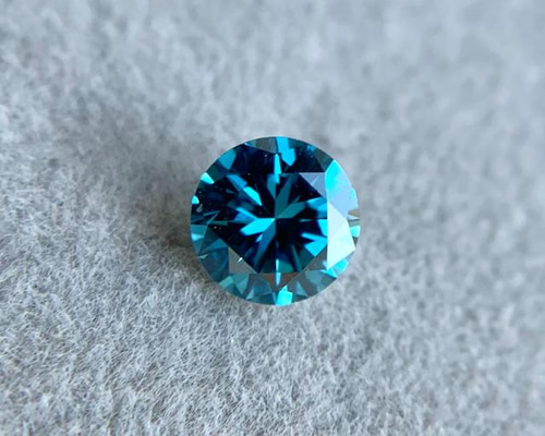 FANCY VIVID BLUE GREEN ブルーグリーンダイヤ0.068ct