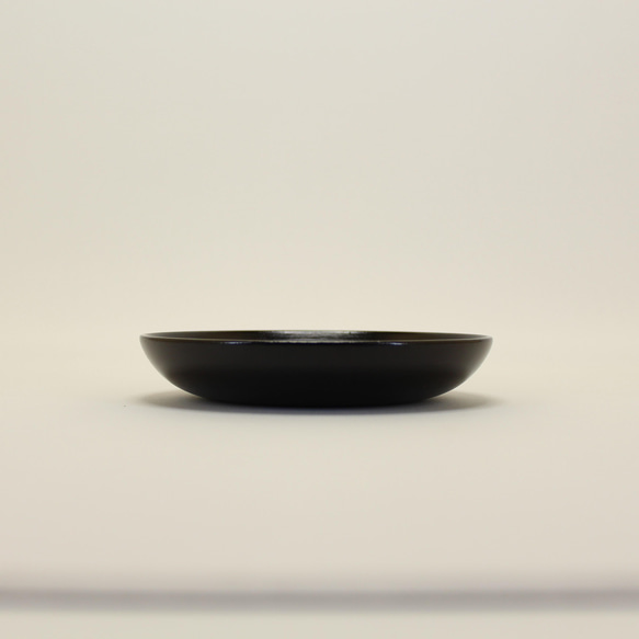 Ishiko　石粉塗り　小皿　黒 1枚目の画像