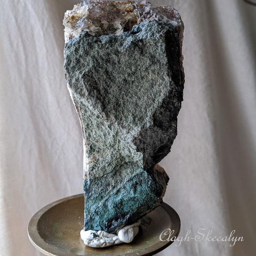 Amethyst with Cacoxenite】カコクセナイト共生アメジスト｜紫水晶