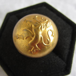 【25mm】ライオン真鍮メタルボタン英国アンティーク 4枚目の画像