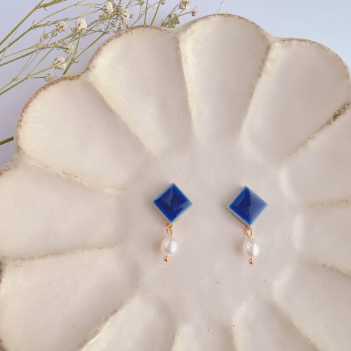 日本伝統美濃焼タイル藍色ペアネクタイピン＆イヤリング／ピアス