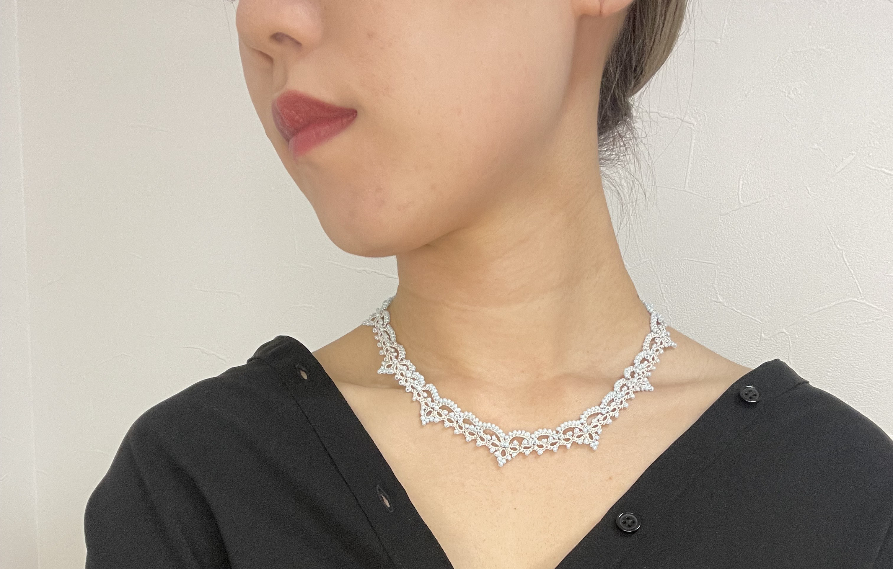 【タティングレース／シルク＆ビーズ】水色のネックレス　～ GRACE グレース ～