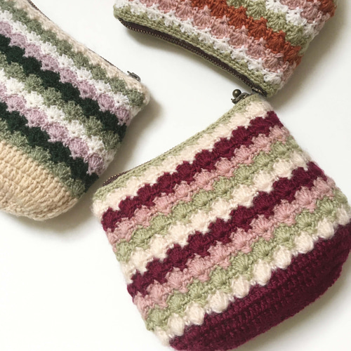 ニットの小物バッグ かわいいポーチ 北欧風 ポーチ songs. 通販