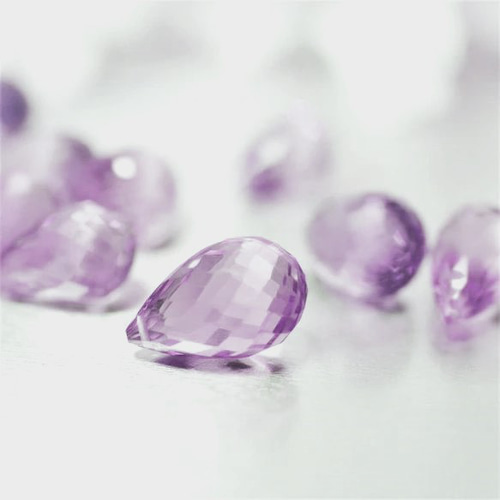 ピンクアメジスト　ピンアメ　高品質　可愛い　ハイグレード　専用台座つき ピンクアメジスト ピンアメ 高品質 可愛い ハイグレード 専用