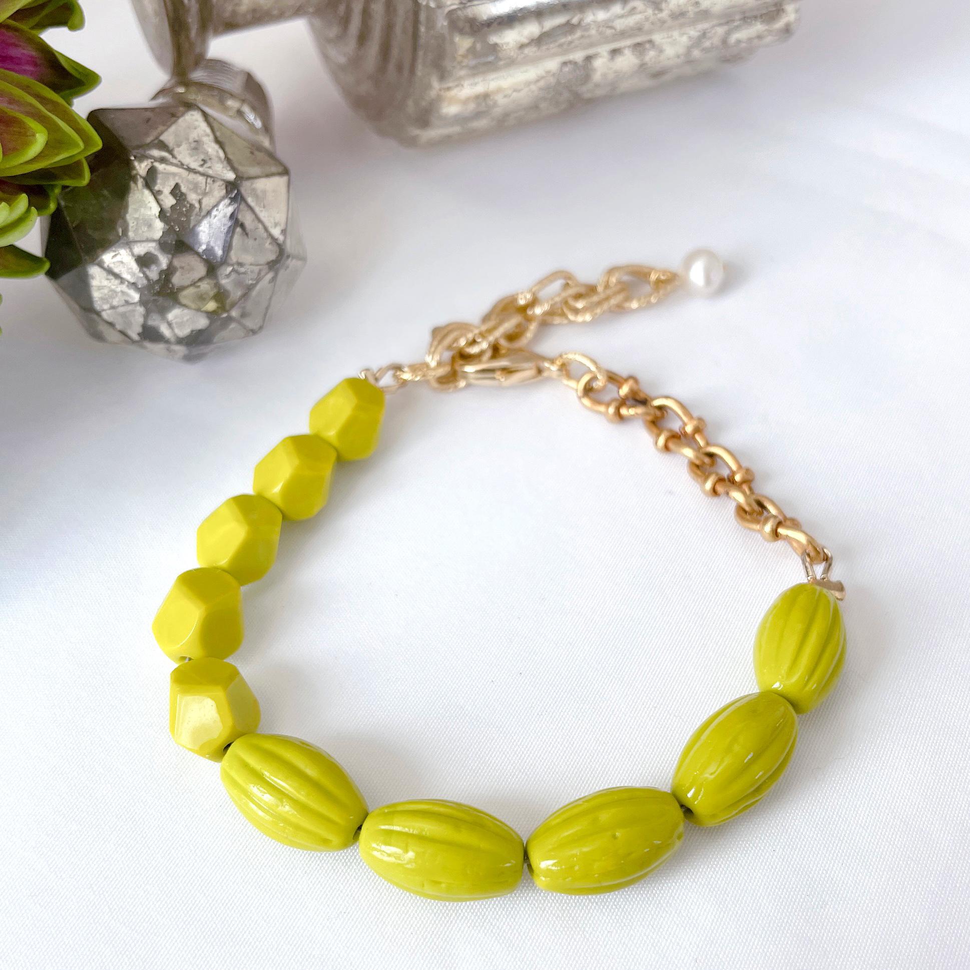 イタリアンビーズとヴィンテージチェーンのブレスレット -Pistache ピスタチオグリーン★ミントグリーン