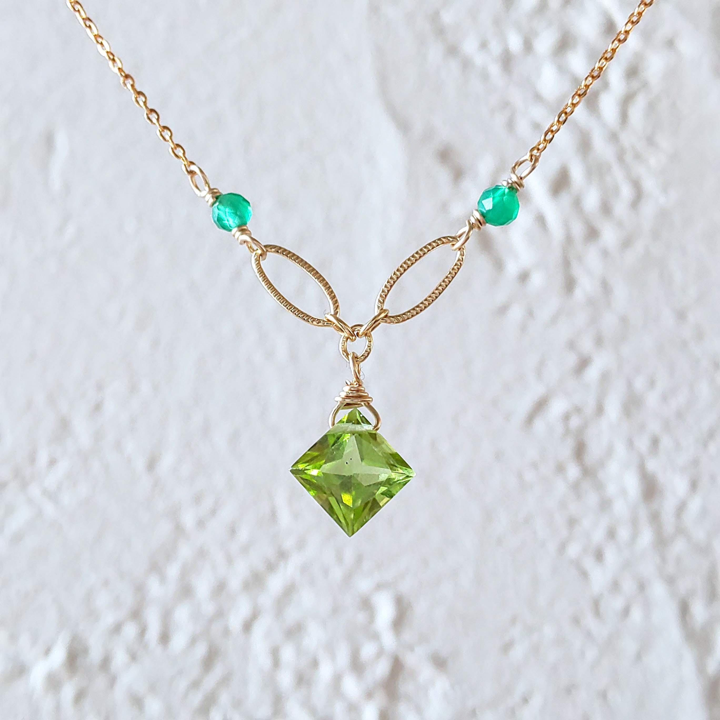 オリーブの気品 ✧ ペリドット&グリーンオニキスのネックレス（14kgf）8月誕生石