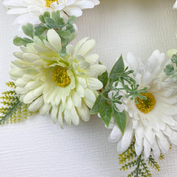 【春を感じて】ホワイト＆ライムグリーン　ガーベラのスターリース　Lサイズ　ナチュラル　大人可愛い　 4枚目の画像