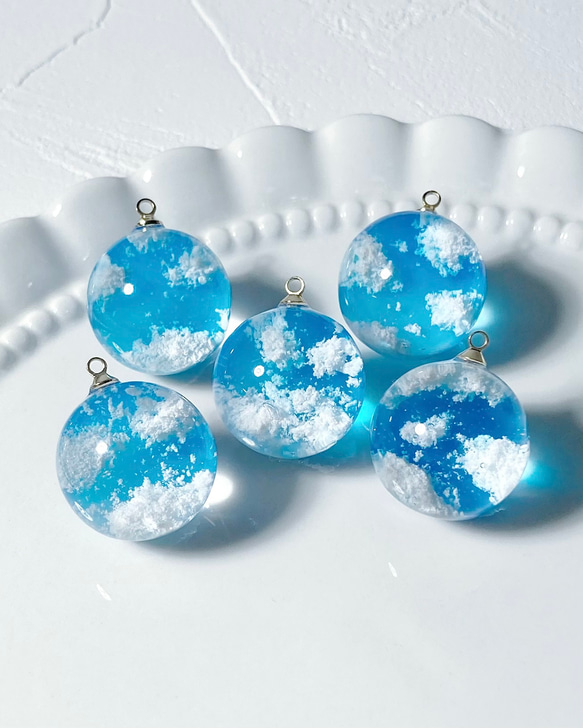 No.662 幻想 球体 ネックレス レジン 雲 レジンアート No.687 幻想