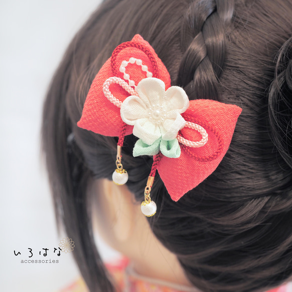 和風リボンの髪飾り ひな祭り 七五三 濃桃色 小さめ つまみ細工 2枚目の画像