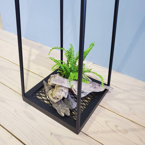 アイアン製のアルコールポンプスタンド 中棚付きで便利 『Black wood