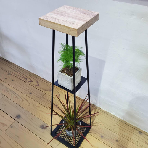 アイアン製のアルコールポンプスタンド 中棚付きで便利 『Black wood