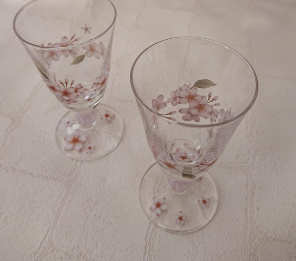 「桜ハンドメイド2020」　桜が舞う♪ペア・ワイングラス 5枚目の画像