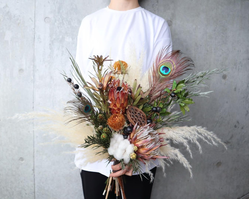 人気】おしゃれ花嫁の海外花のグリーンクラッチブーケ♡ ウェディング