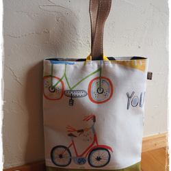 ＊　スペイン製　ポップな自転車　シューズバッグ　＊ 2枚目の画像