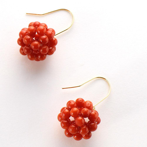 送料無料☆木苺ピアス 赤珊瑚 K18アメリカンピアス 還暦祝い母の日にも
