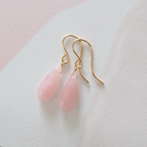 14kgf：ペアシェイプ・グァバクォーツのシンプル一粒ピアス  