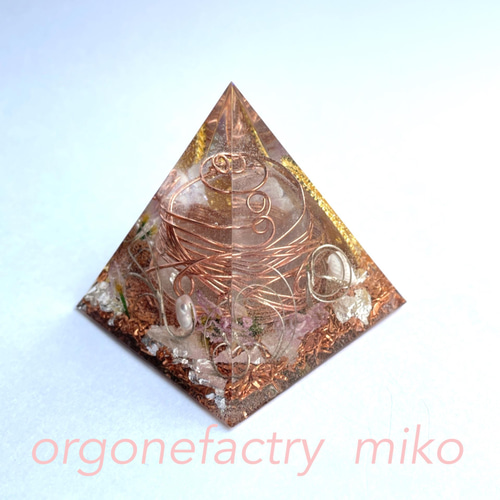 希少 大迫力 締焼きピラミッドジェネレーター 新品