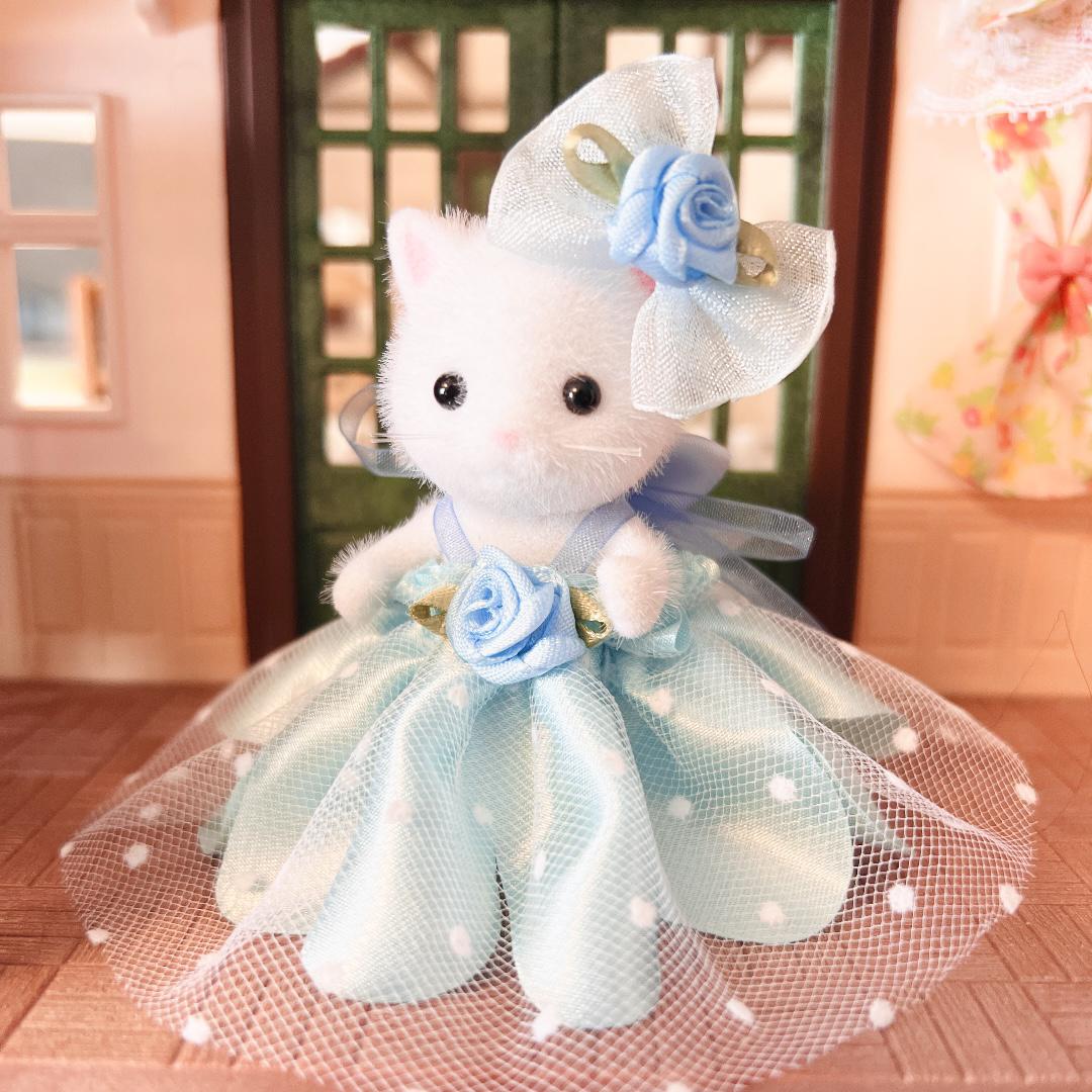 小花柄アイボリードレス 女の子サイズ シルバニア ハンドメイド シルバニアファミリー＊ドレス＊女の子サイズ その他人形 merril