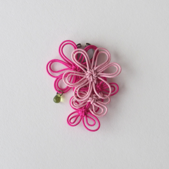 かたっぽイヤーカフ「ひさし咲々」（淡ピンク×濃ピンク） 15枚目の画像